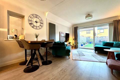 4 bedroom semi-detached house for sale, Newdawn Place, Cheltenham, Gloucestershire