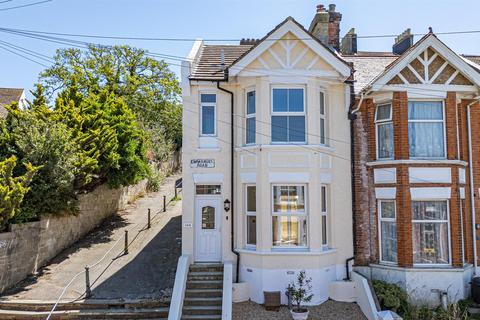 3 bedroom end of terrace house for sale, Emmanuel Road, Hastings