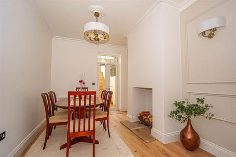 3 bedroom end of terrace house for sale, Emmanuel Road, Hastings