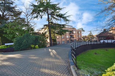 undefined, Epping New Road, Buckhurst Hill IG9