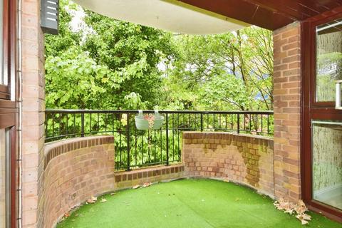undefined, Epping New Road, Buckhurst Hill IG9