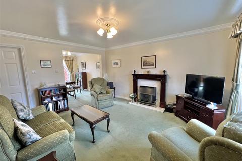 3 bedroom detached house for sale, Berriedale Drive, Darlington