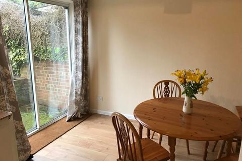 undefined, Cabell Road, Guildford, GU2