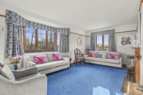 4 bedroom detached house for sale, Pretoria Road, High Wycombe HP13