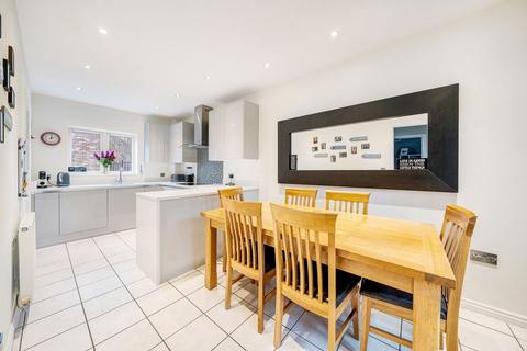 5 bedroom terraced house for sale, Phoenix Way, Bristol BS20