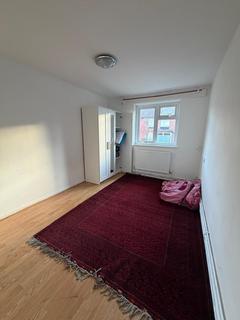 1 bedroom flat to rent, Shaftesbury Road, Manchester M8