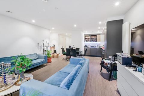 3 bedroom apartment for sale, Western Gateway, London, E16