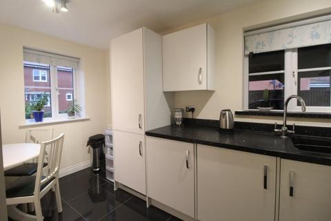 2 bedroom end of terrace house for sale, Cantley Road, Great Denham, Bedford