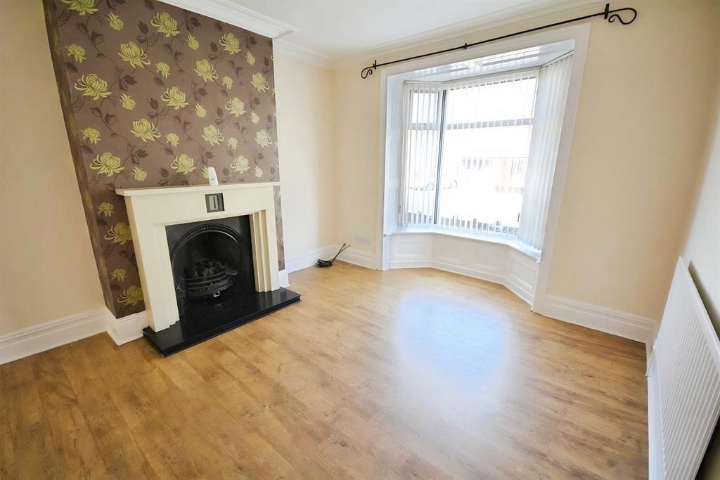 815ee962-Living 20 Room 20.jpg