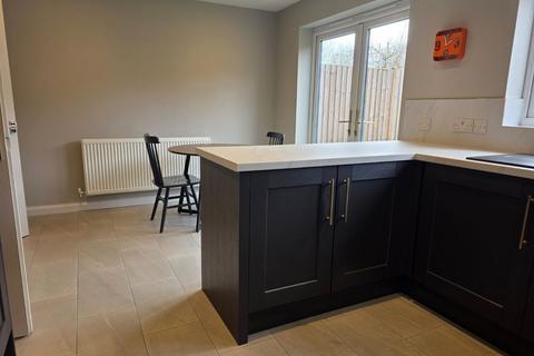 3 bedroom semi-detached house for sale, Southwell Close, Melton Mowbray, LE13