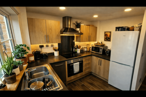 2 bedroom flat to rent, London, SE14