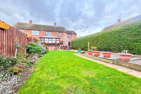 4 bedroom semi-detached house for sale, Viney Close, Peterborough PE1