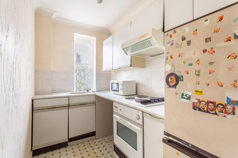 1 bedroom flat for sale, Lower Rock Gardens, Brighton