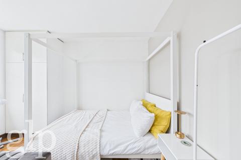 Studio to rent, Dean Street, London, Greater London, W1D