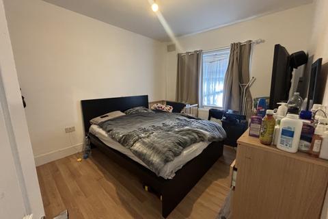 1 bedroom flat to rent, North End Road, HA9