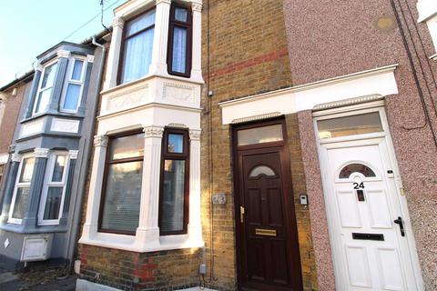3 bedroom terraced house for sale, Wellesley Road, Sheerness