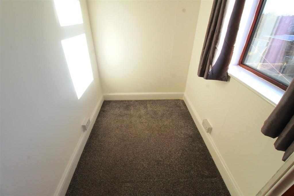 Bedroom 3.JPG