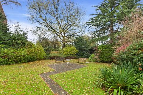 undefined, Regents Court, Bromley BR1
