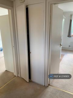 1 bedroom flat to rent, Trevithick House, London, SW8