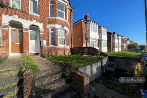 3 bedroom semi-detached house to rent, Broadlands Road, Southampton, SO17