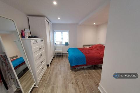 1 bedroom flat to rent, Weavers Yard, Farnham, GU9