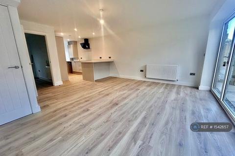 undefined, Weavers Place, Brighouse, HD6