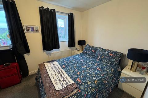 2 bedroom semi-detached house to rent, Hemlock Road, Stoke-On-Trent, ST3