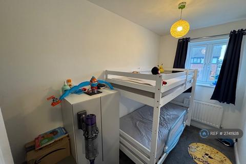 2 bedroom semi-detached house to rent, Hemlock Road, Stoke-On-Trent, ST3