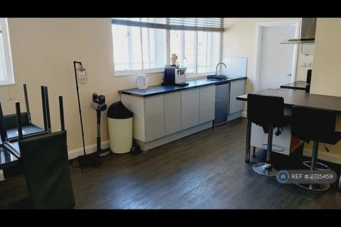 1 bedroom flat to rent, Market Street, Stoke On Trent, ST3