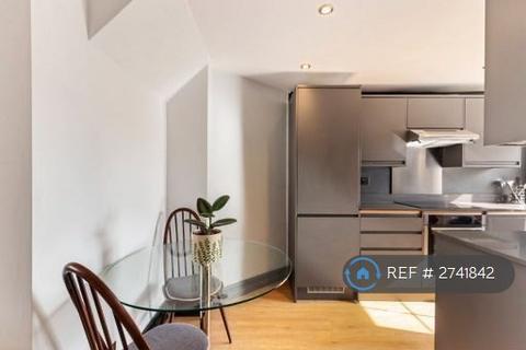 1 bedroom flat to rent, Drewstead Road, London, SW16