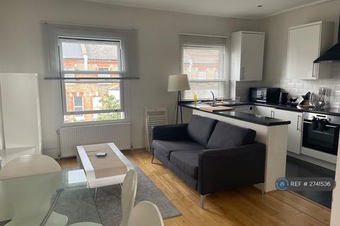 2 bedroom flat to rent, Queens Park, Queens Park, W9