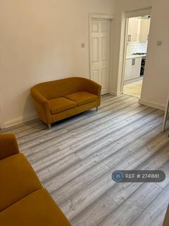 4 bedroom terraced house to rent, Coronation Street, Salford, M5