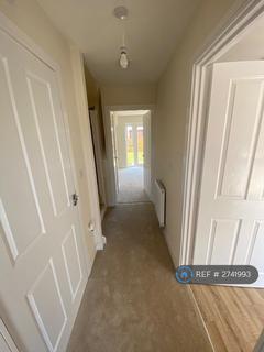 2 bedroom terraced house to rent, Clydesdale Avenue, Newcastle-Under-Lyme, ST5