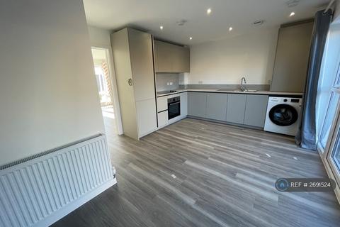 3 bedroom terraced house to rent, Priestley Drive, Milton Keynes, MK4
