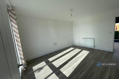 3 bedroom terraced house to rent, Priestley Drive, Milton Keynes, MK4