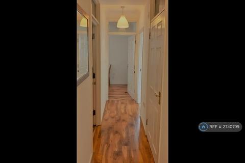2 bedroom flat to rent, Belgrave Street, London, E1