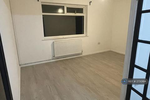 4 bedroom terraced house to rent, Pately Walk, Liverpool, L24