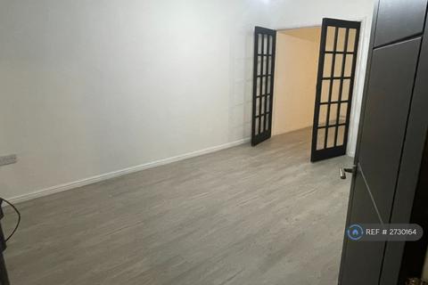 4 bedroom terraced house to rent, Pately Walk, Liverpool, L24