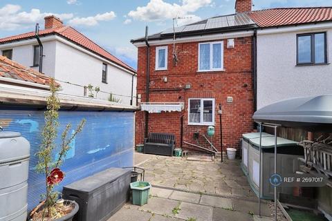 3 bedroom semi-detached house to rent, Myrtle Road, Stockton-On-Tees, TS19