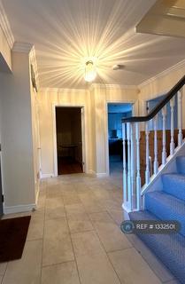 4 bedroom detached house to rent, Whitehall Lane, Buckhurst Hill, IG9