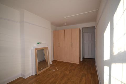2 bedroom flat for sale, Kingsbury Road, London