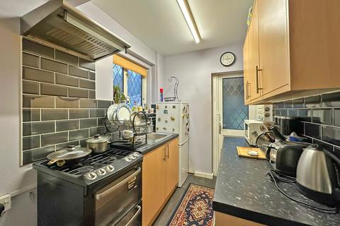 3 bedroom semi-detached house for sale, Crowther Road, Wolverhampton, WV6