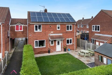 3 bedroom link detached house for sale, Pinfold Avenue, Sherburn In Elmet, Leeds