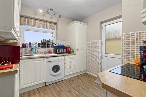 2 bedroom semi-detached bungalow for sale, Selmeston Road, Eastbourne BN21