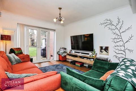 3 bedroom semi-detached house for sale, Waverton Avenue, Heaton Chapel, Stockport, SK4