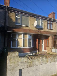 3 bedroom terraced house to rent, Winifred Road, Dagenham RM8