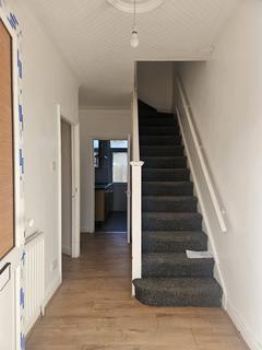 3 bedroom terraced house to rent, Winifred Road, Dagenham RM8