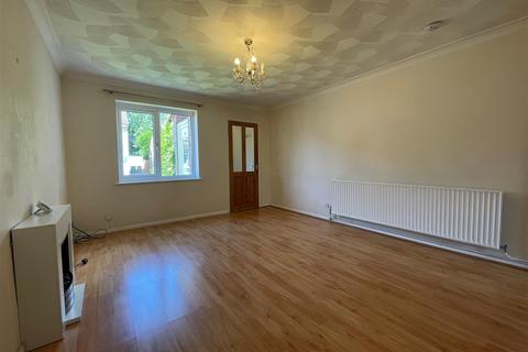 2 bedroom semi-detached house to rent, Sevenacres, Peterborough PE2