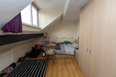 undefined, Ashville Road, Leeds LS6