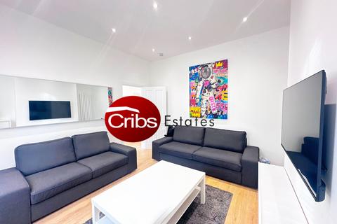 6 bedroom house share to rent, London, SW9